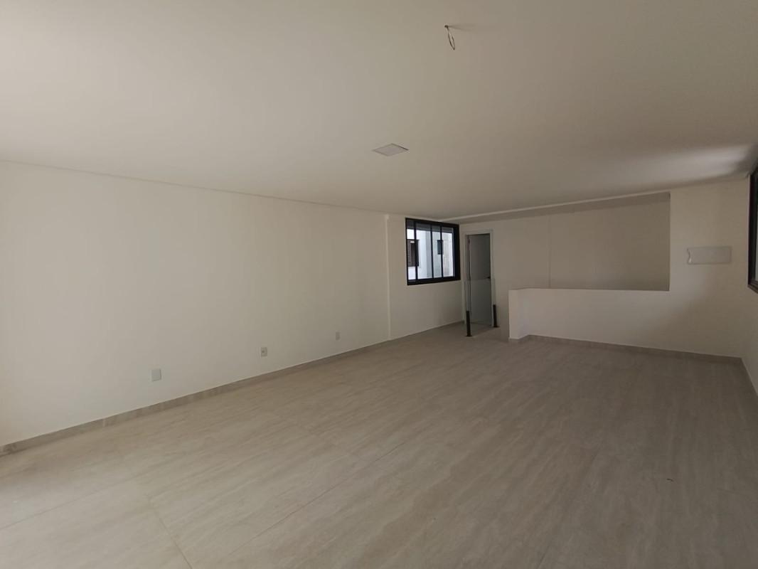 Cobertura, Prado, 4 Quartos, 2 Vagas, 1 Suíte