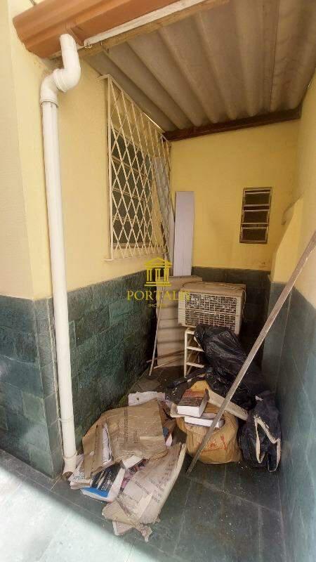 Casa, Floresta, 3 Quartos, 0 Vaga, 2 Suítes