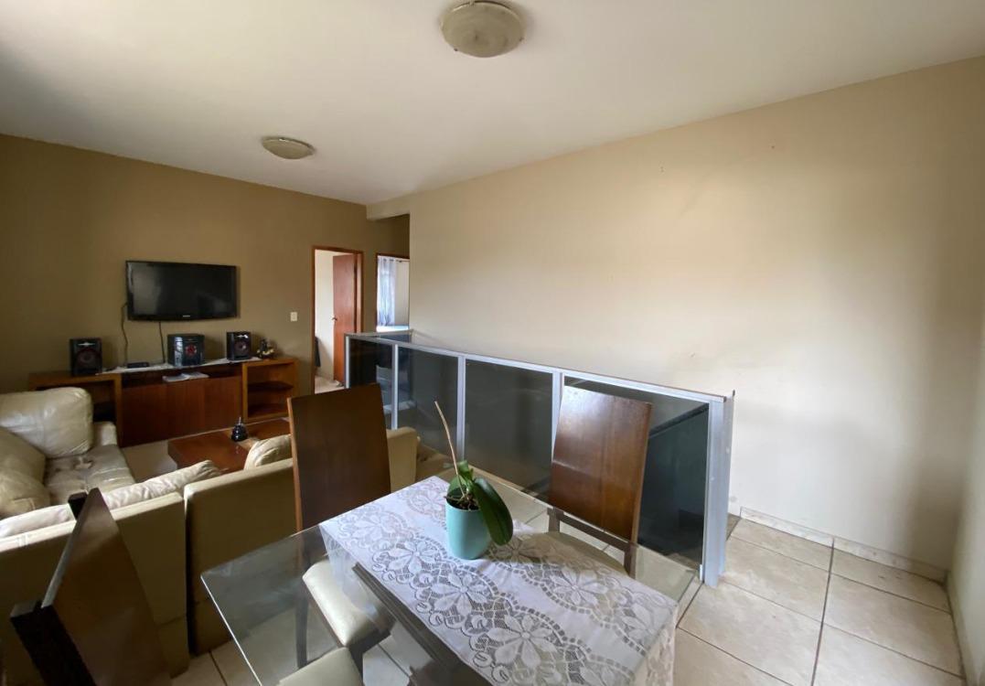 Casa, Europa, 3 Quartos, 5 Vagas, 1 Suíte