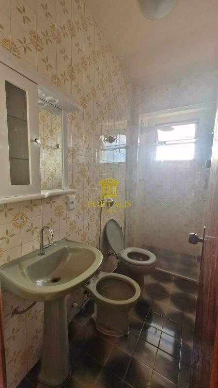 Apartamento, Sagrada Família, 2 Quartos, 1 Vaga