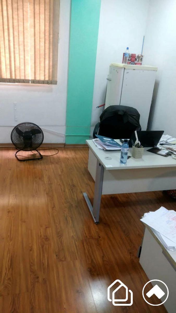 Sala, Centro