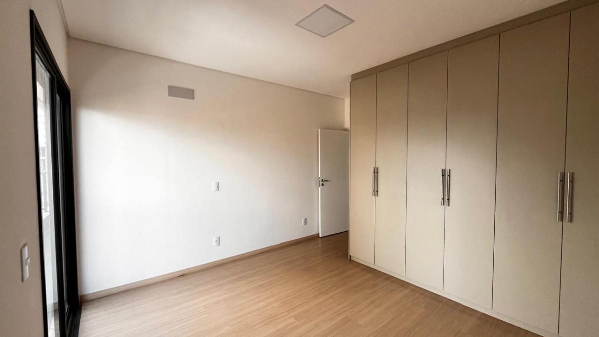 Apartamento, Centro, 3 Quartos, 2 Vagas, 1 Suíte