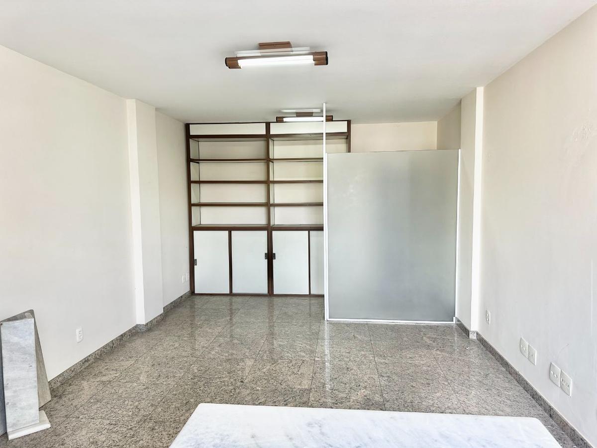 Sala, Centro