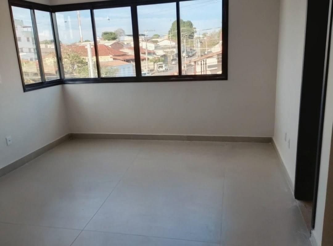 Casa, Planalto, 3 Quartos, 2 Vagas, 1 Suíte
