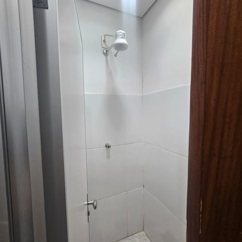 Prédio, Estoril, 0 Quarto, 17 Vagas