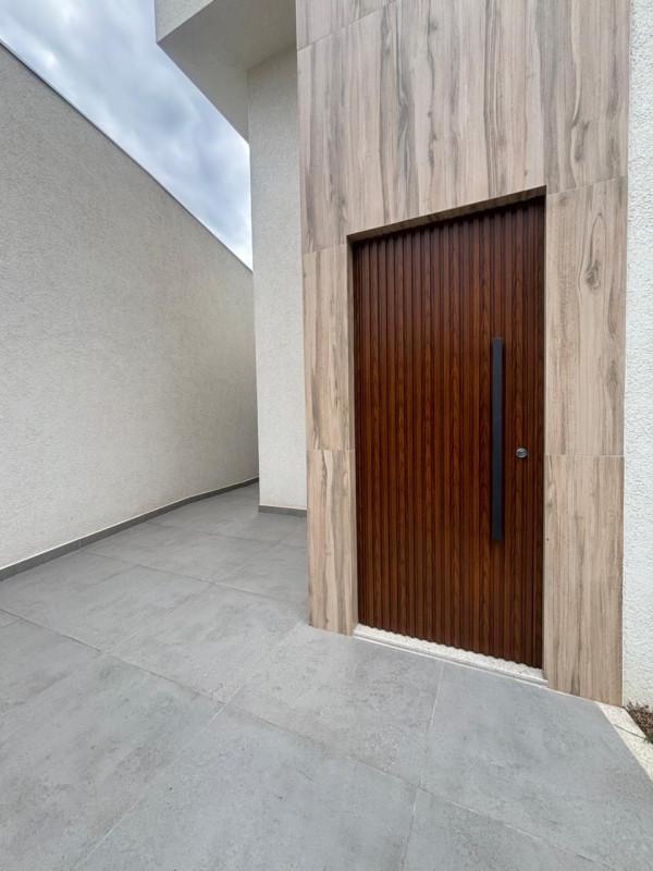 Casa, Planalto, 3 Quartos, 3 Vagas, 2 Suítes
