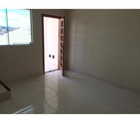 Casa, Nacional, 2 Quartos, 2 Vagas, 1 Suíte