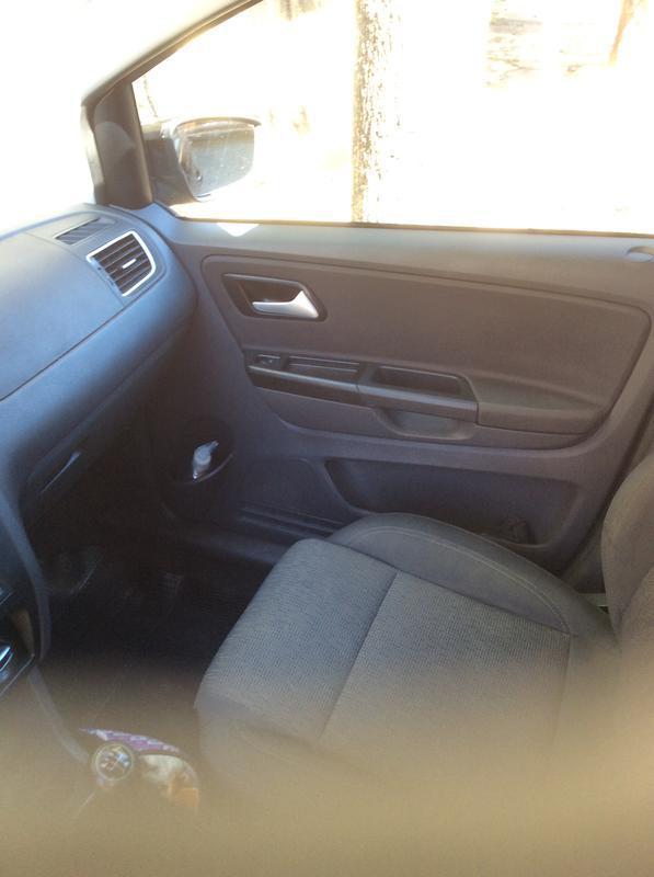 Volkswagen Fox 1.6 MI Total Flex 8v 5p