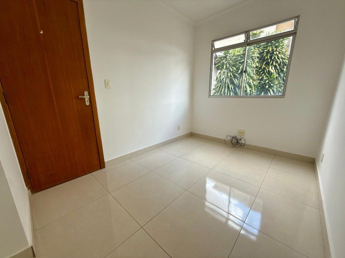 Apartamento, Santa Branca, 3 Quartos, 2 Vagas, 1 Suíte