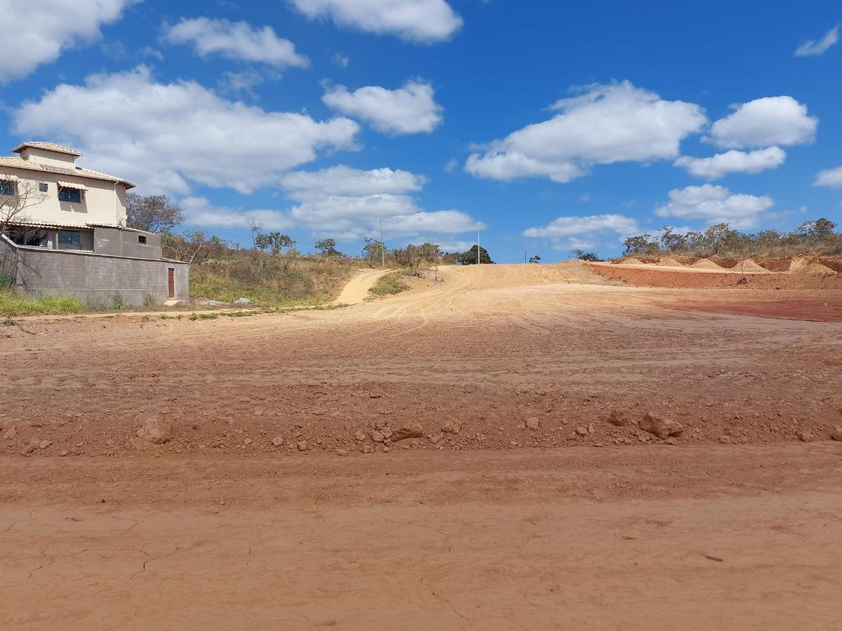 Lote, São Jose de Almeida, 0 Quarto, 0 Vaga