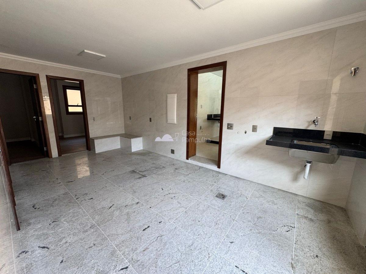 Casa, Jardim Atlântico, 5 Quartos, 6 Vagas, 3 Suítes