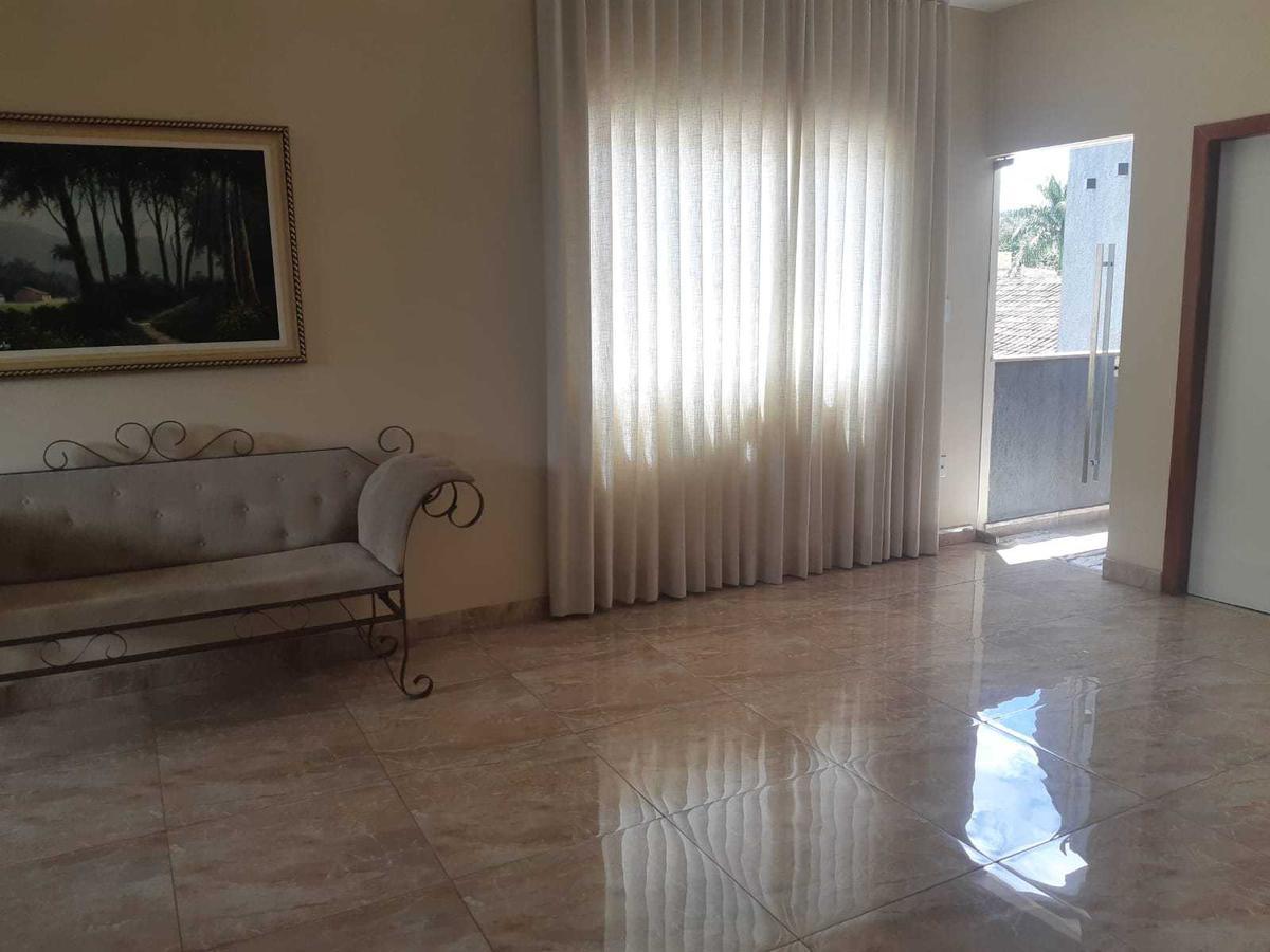 Casa, Boa Vista, 6 Quartos, 2 Vagas, 2 Suítes