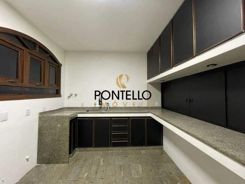 Casa, Ouro Preto, 3 Quartos, 4 Vagas, 1 Suíte