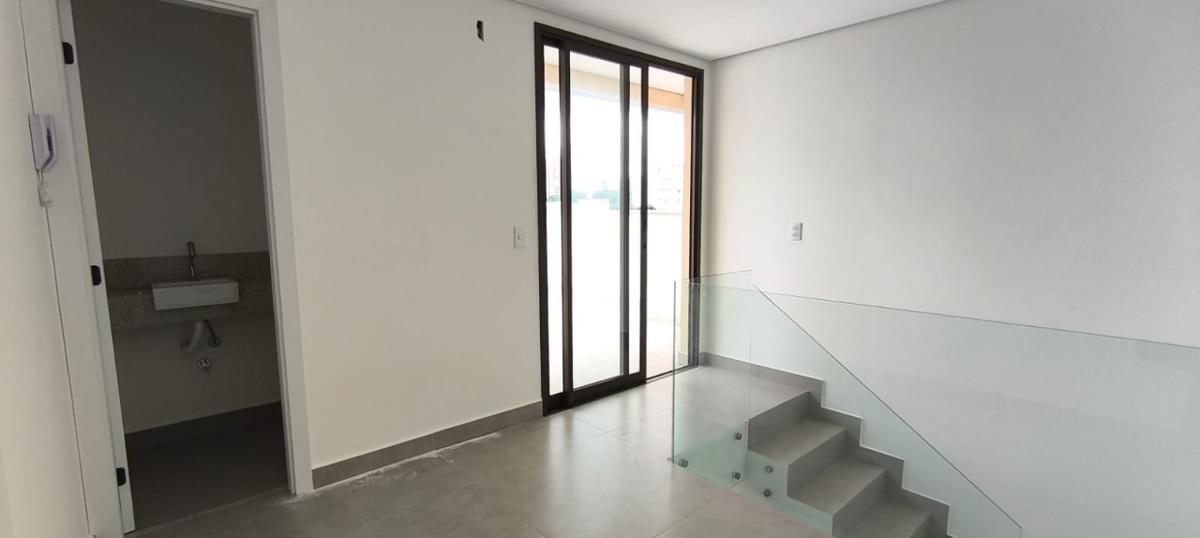 Cobertura, Prado, 2 Quartos, 2 Vagas, 2 Suítes