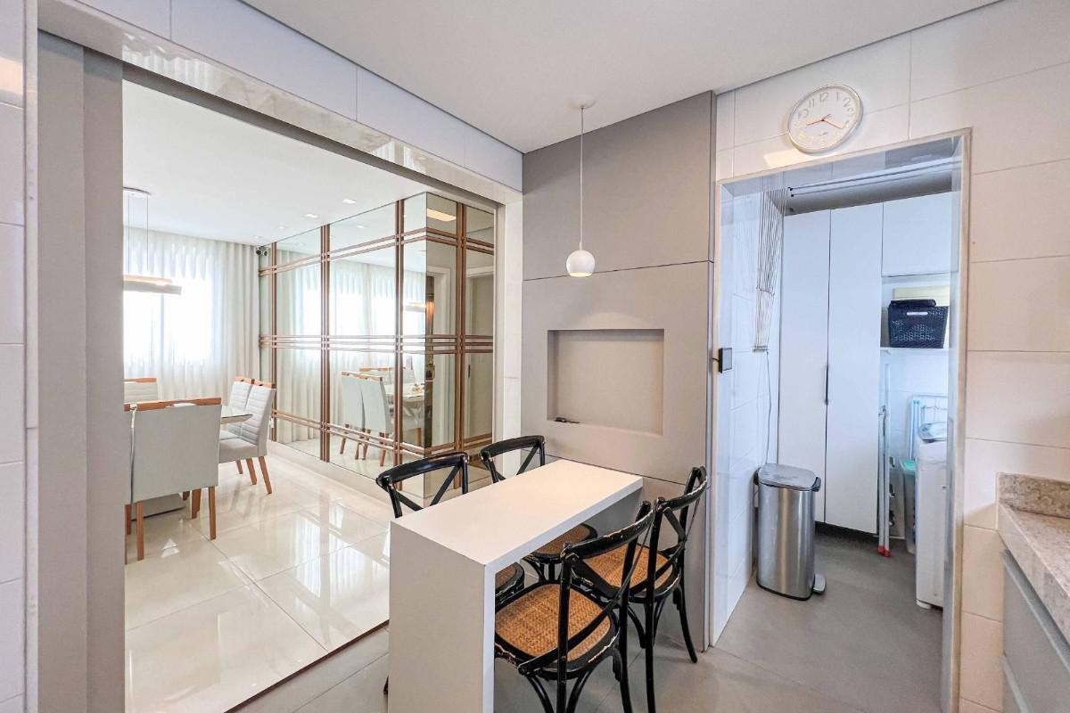 Apartamento, Castelo, 4 Quartos, 2 Vagas, 4 Suítes