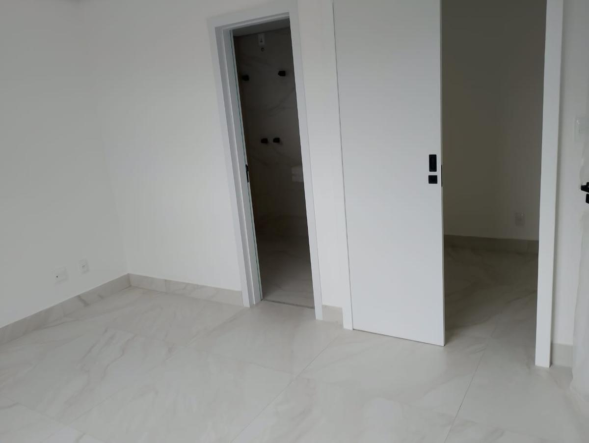 Casa, Planalto, 3 Quartos, 1 Vaga, 1 Suíte