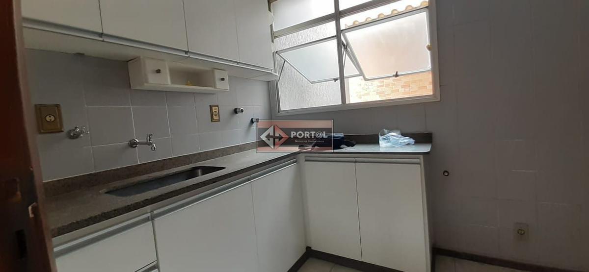 Apartamento, Itapoã, 3 Quartos, 4 Vagas, 1 Suíte