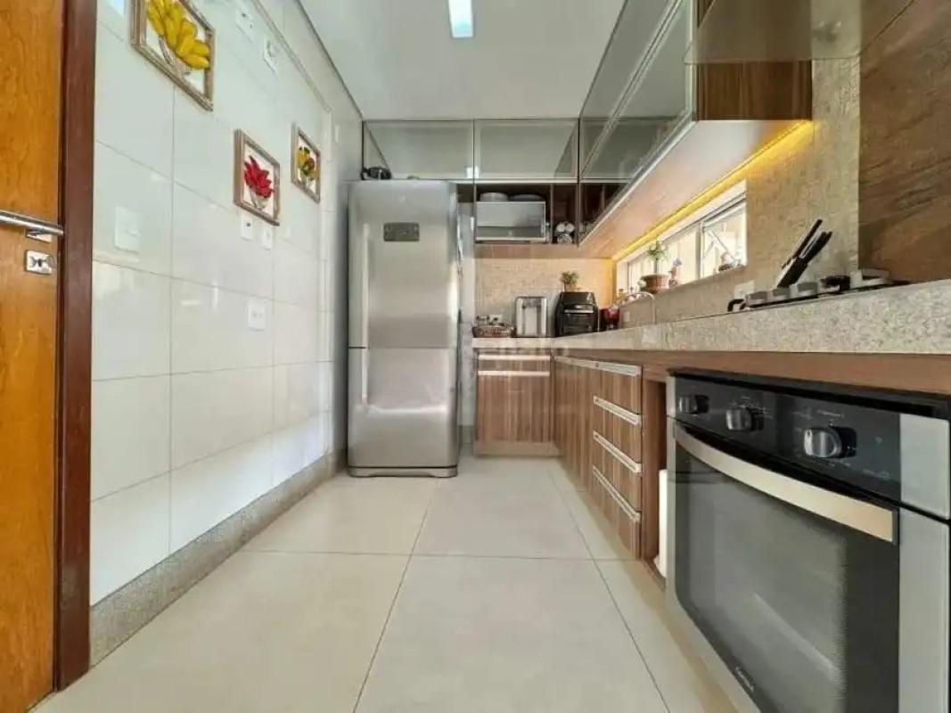 Apartamento, Serra, 3 Quartos, 2 Vagas, 1 Suíte