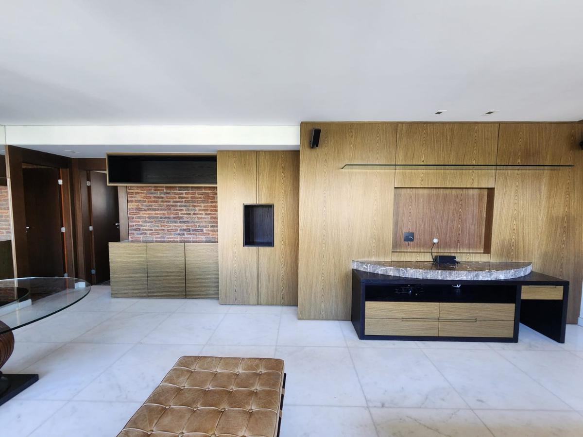 Apartamento, Funcionários, 4 Quartos, 3 Vagas, 2 Suítes
