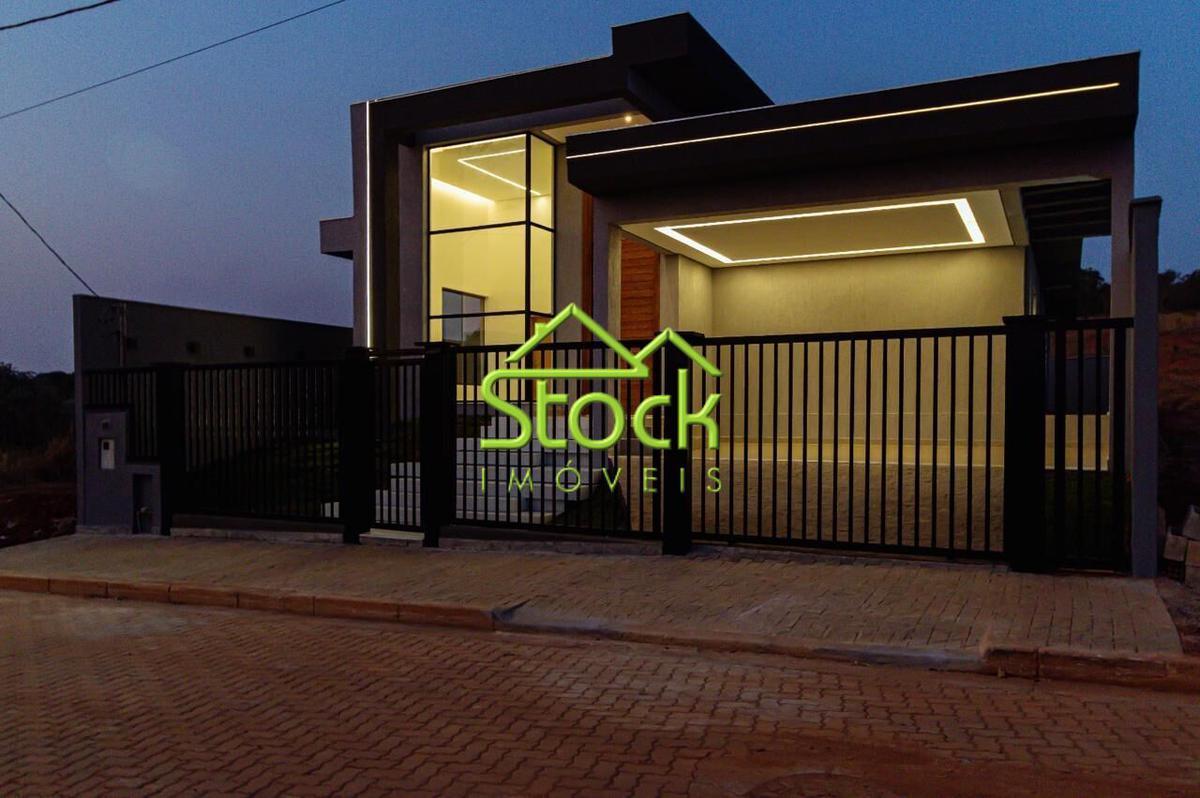 Casa, Jardins Village, 3 Quartos, 2 Vagas, 1 Suíte