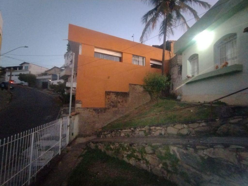 Casa, Nações Unidas, 4 Quartos, 2 Vagas, 1 Suíte