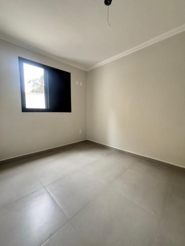 Casa, Itapoã, 3 Quartos, 2 Vagas, 1 Suíte