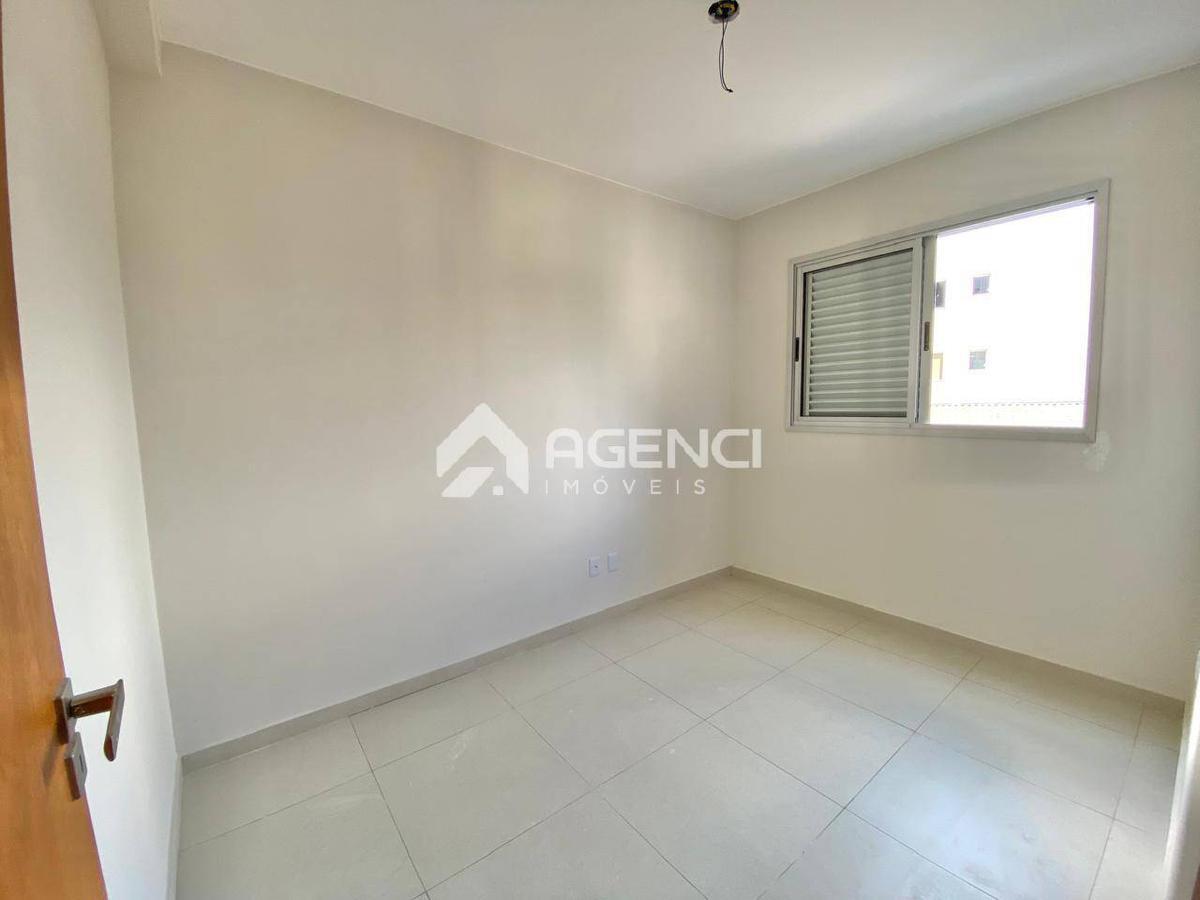 Apartamento, Cabral, 2 Quartos, 0 Vaga, 1 Suíte