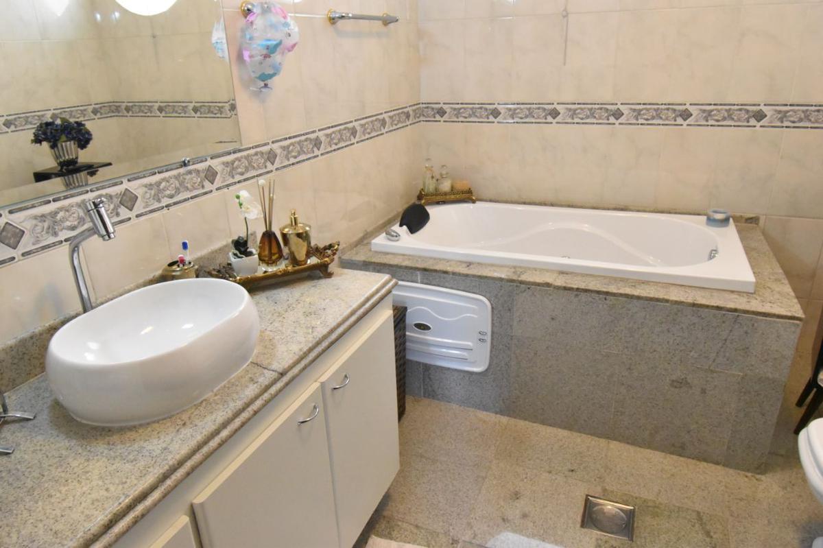 Casa, São Luiz (pampulha), 4 Quartos, 4 Vagas, 1 Suíte