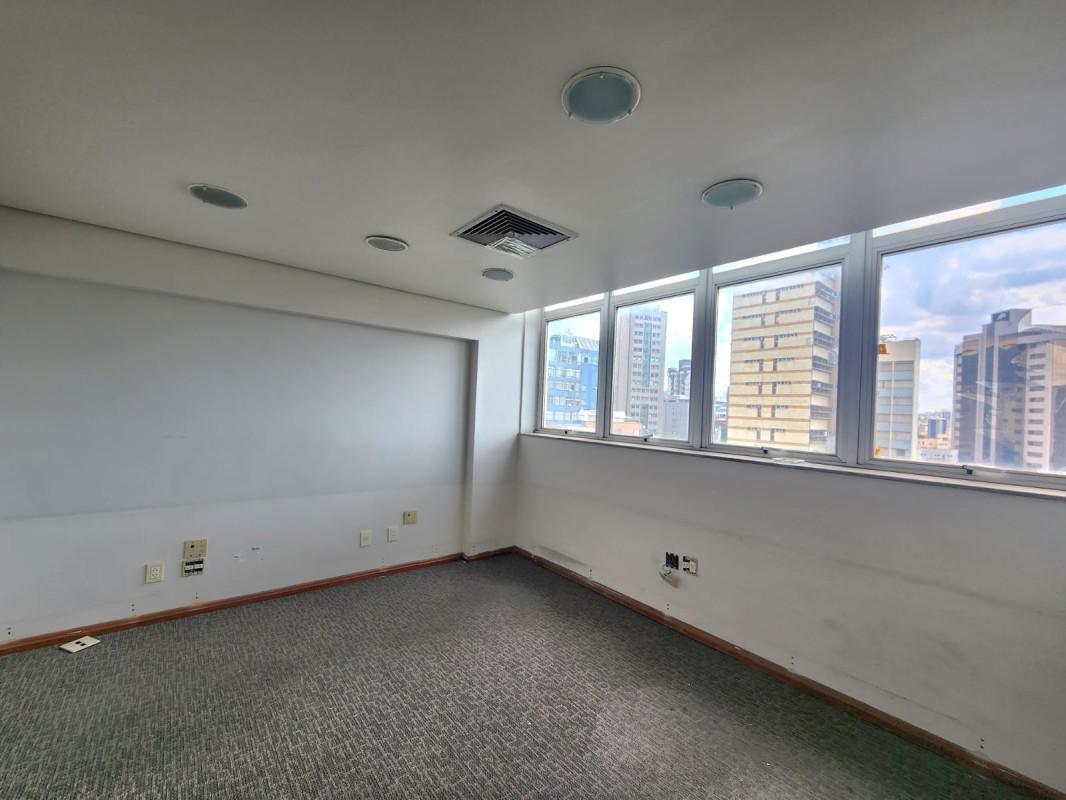 Sala, Serra, 0 Quarto, 11 Vagas