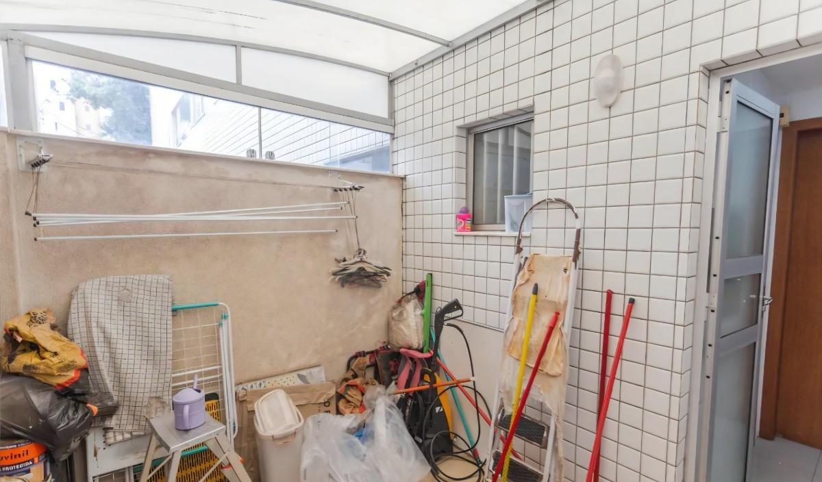 Apartamento, Sagrada Família, 3 Quartos, 2 Vagas, 1 Suíte
