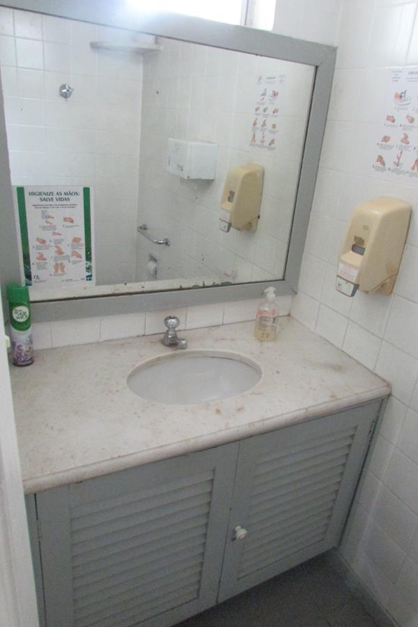 Sala, Santa Efigênia