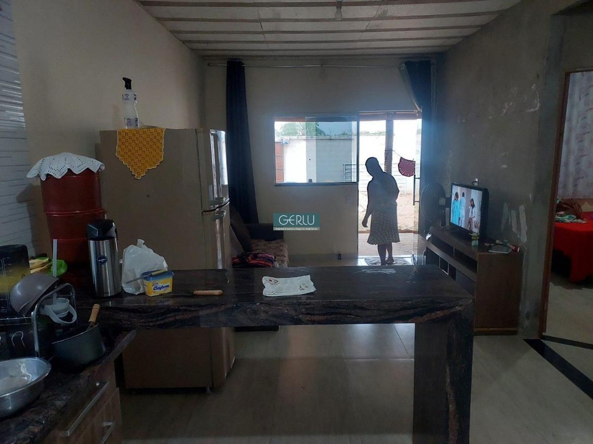 Casa, Centro, 2 Quartos, 2 Vagas