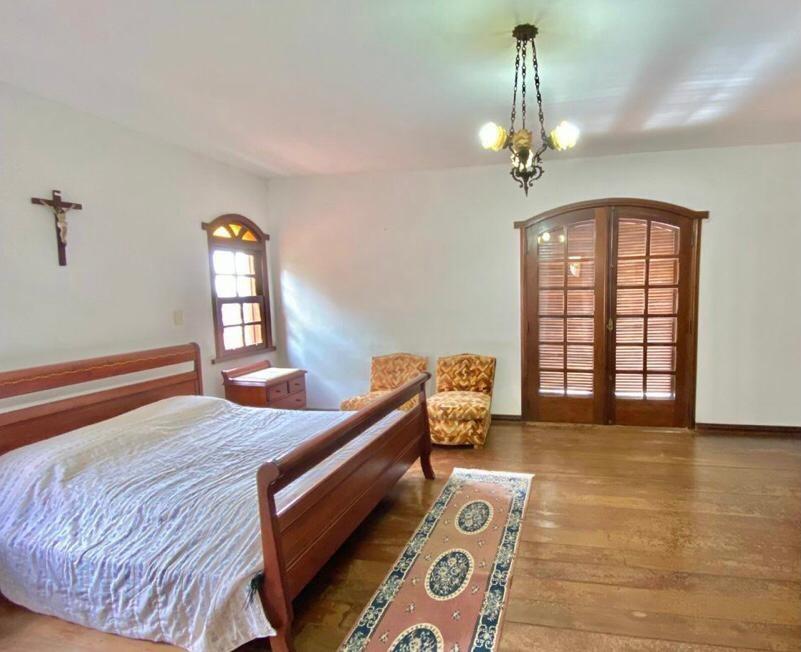 Casa, Mangabeiras, 5 Quartos, 4 Vagas, 2 Suítes