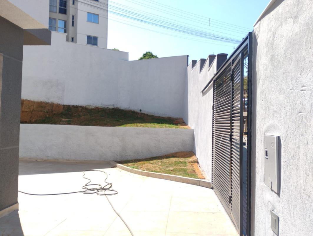 Casa, Manacás, 3 Quartos, 2 Vagas, 1 Suíte