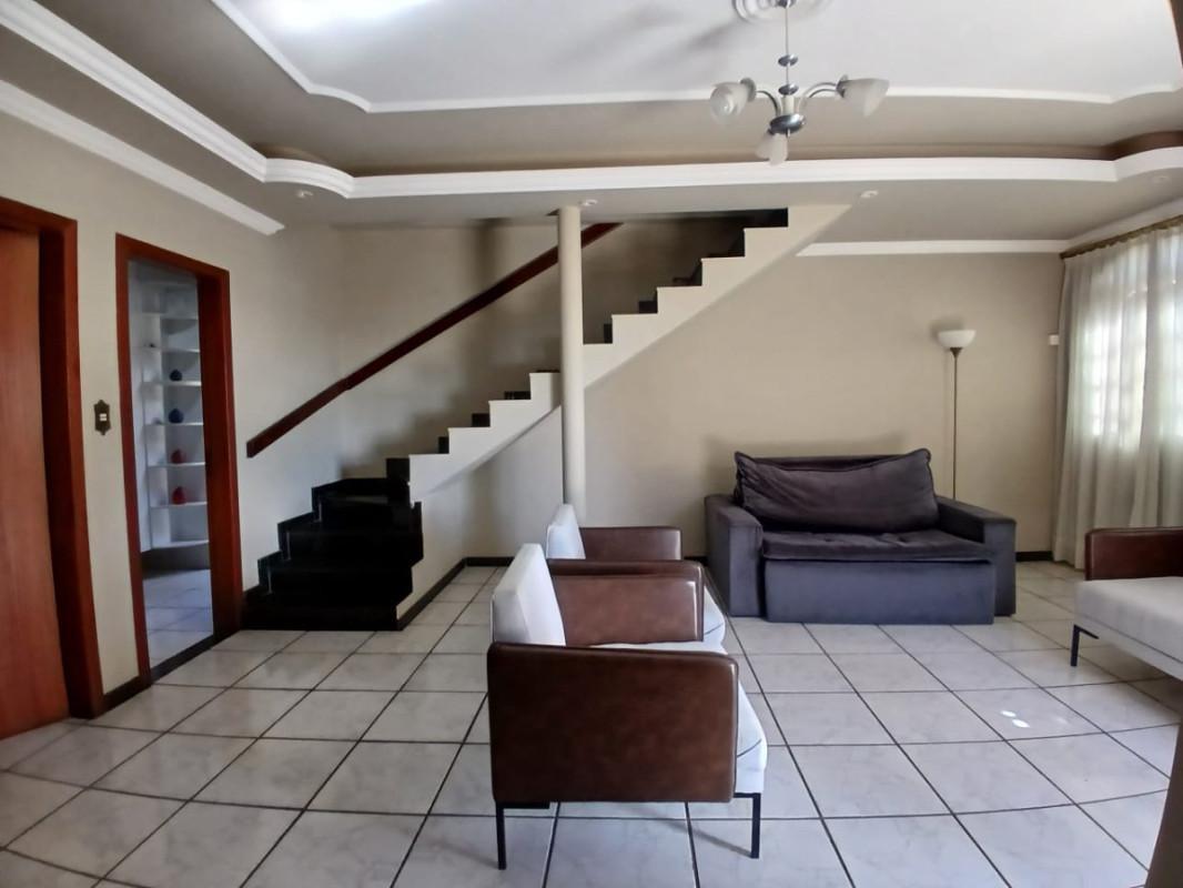 Casa, Santa Maria, 3 Quartos, 1 Vaga, 1 Suíte