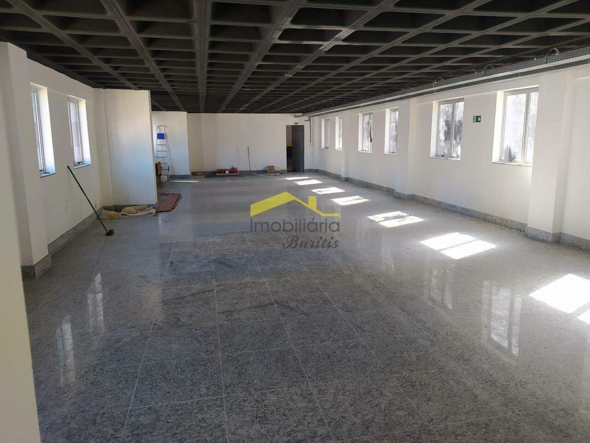 Loja, Buritis, 5 Vagas