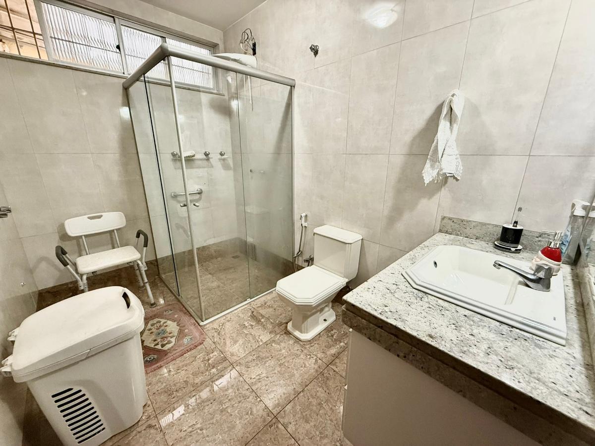 Casa, Liberdade, 5 Quartos, 4 Vagas, 2 Suítes
