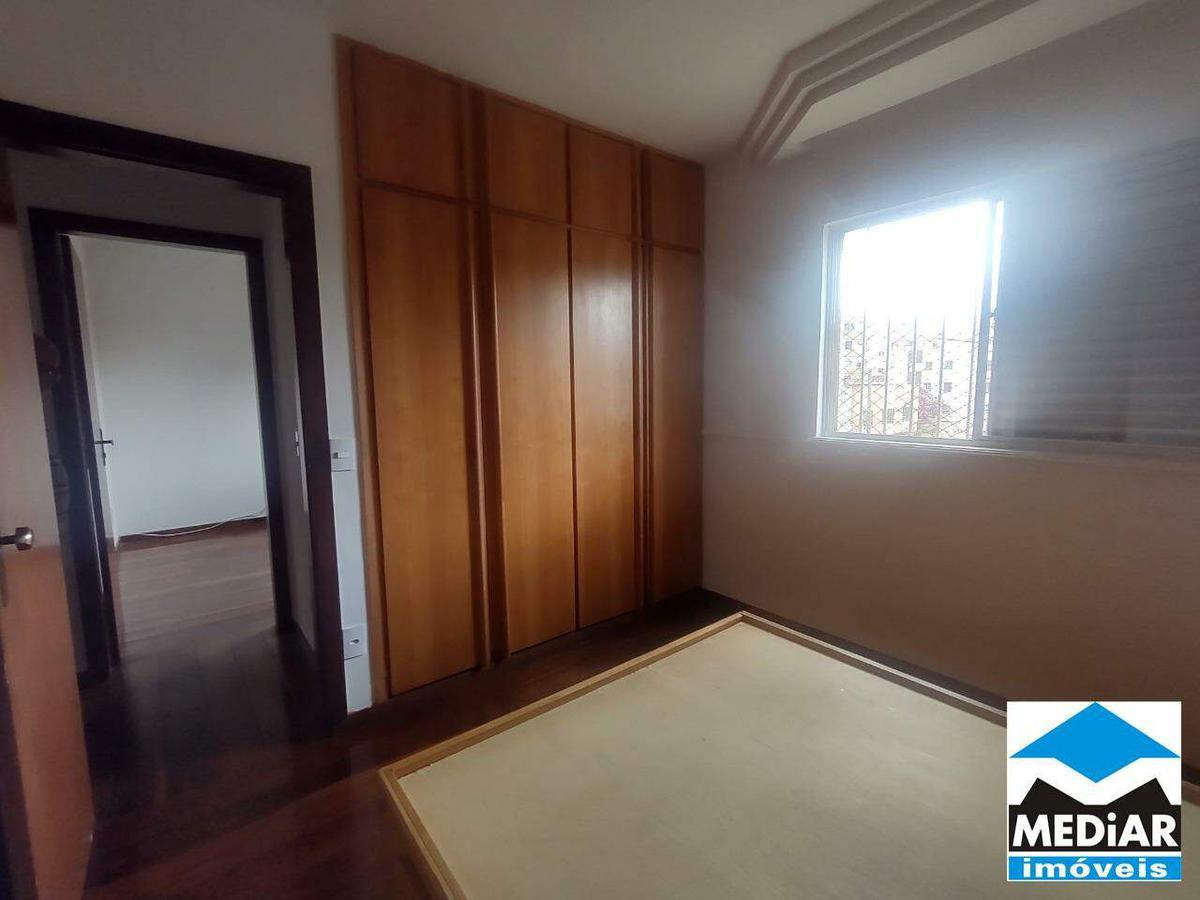 Apartamento, Floresta, 4 Quartos, 2 Vagas, 1 Suíte