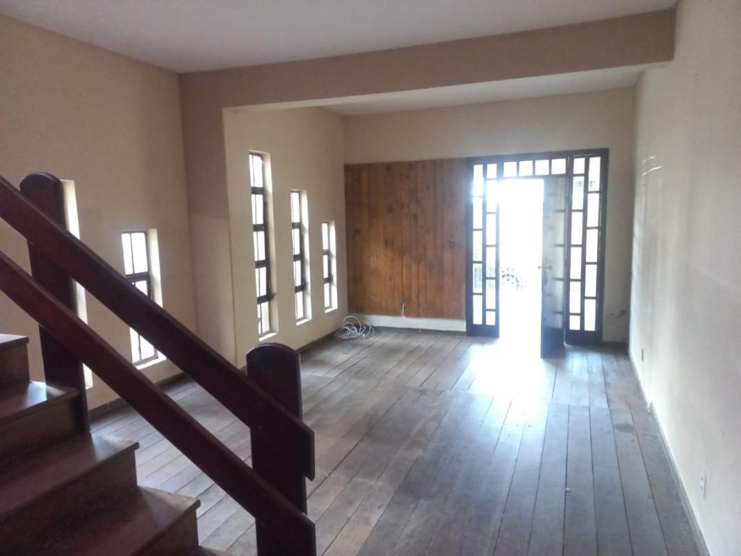 Casa, Planalto, 4 Quartos, 3 Vagas, 1 Suíte