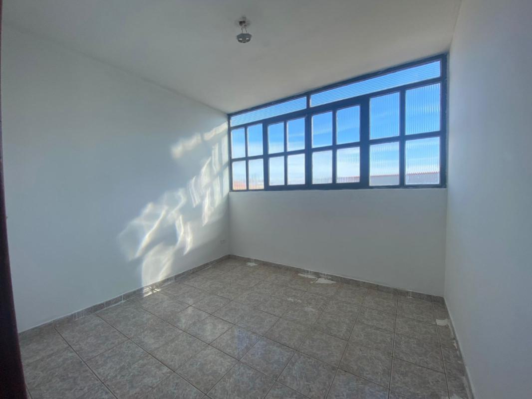 Casa, Centro, 4 Quartos, 2 Vagas