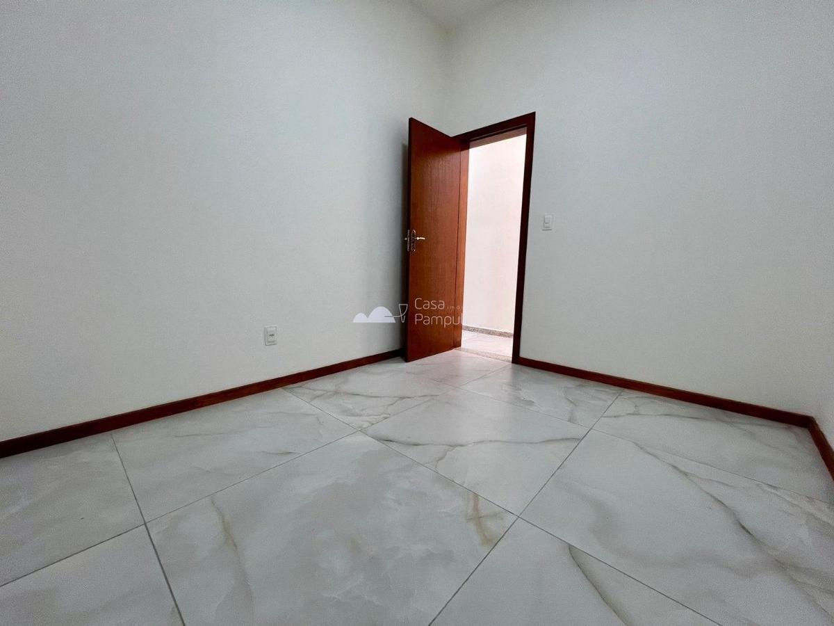 Casa, Conjunto Minascaixa, 3 Quartos, 2 Vagas, 1 Suíte