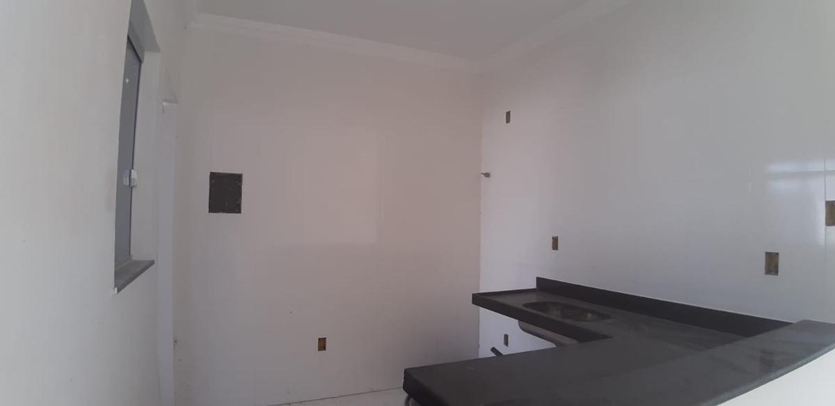 Casa, Arvoredo II, 3 Quartos, 2 Vagas, 1 Suíte