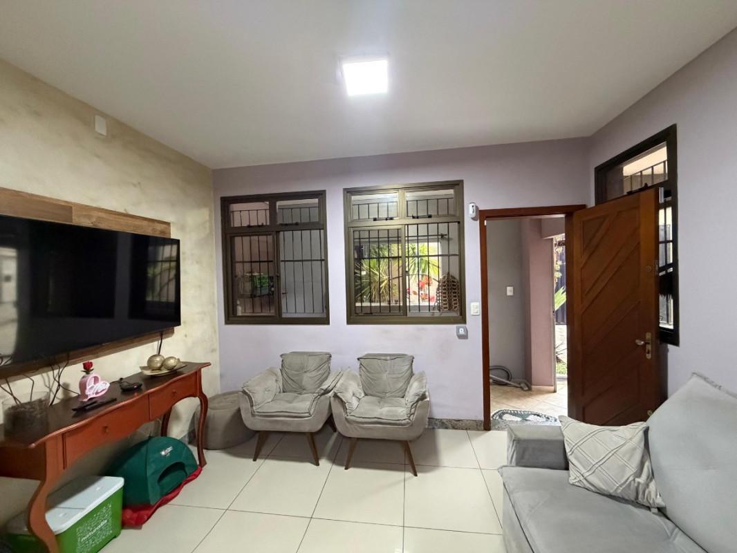 Casa, Itapoã, 3 Quartos, 3 Vagas, 1 Suíte