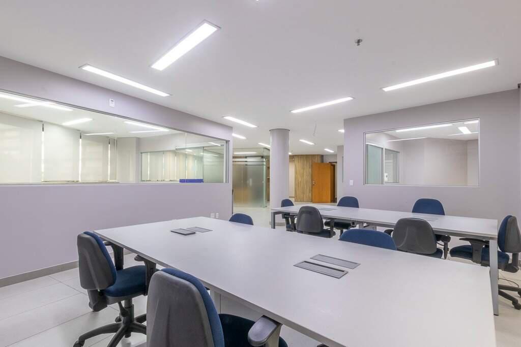 Sala, Vila da Serra, 0 Quarto, 9 Vagas