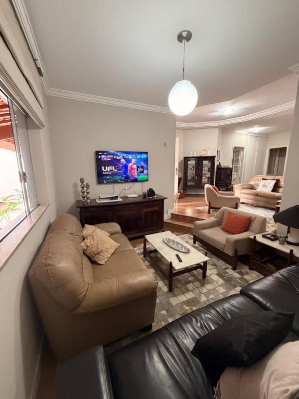 Casa, Santa Luiza, 3 Quartos, 2 Vagas, 1 Suíte