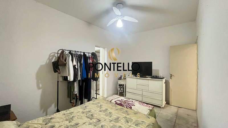 Casa, Nova Granada, 3 Quartos, 2 Vagas, 1 Suíte