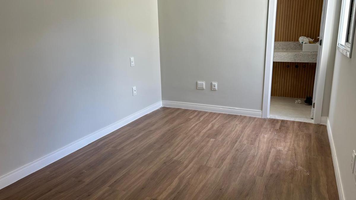 Casa, Nova Floresta, 4 Quartos, 3 Vagas, 2 Suítes