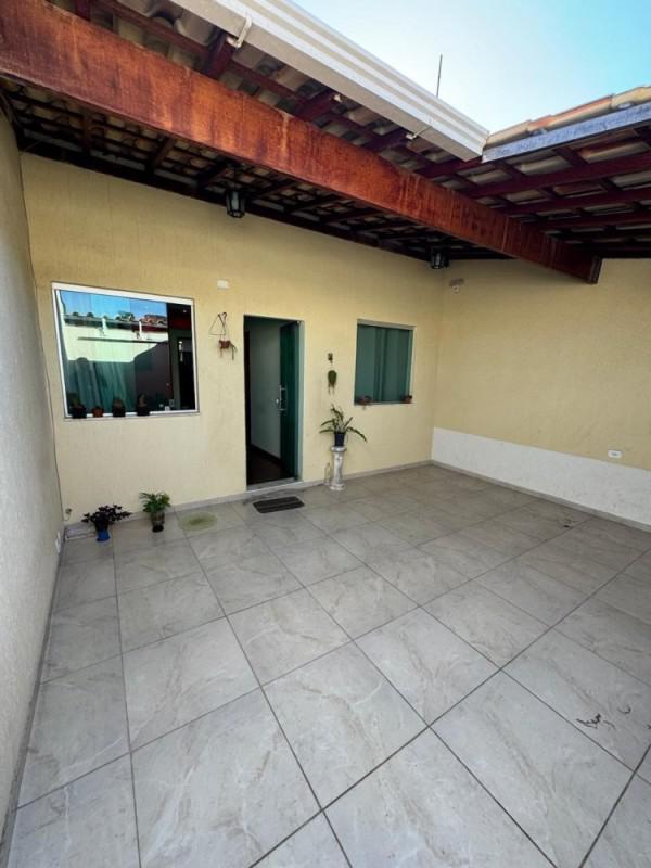 Casa, Jardim das Rosas, 2 Quartos, 2 Vagas