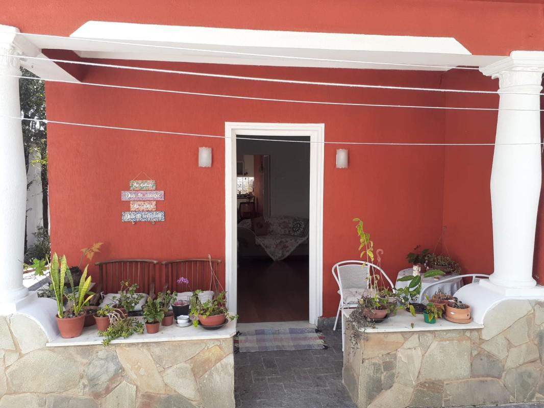 Casa, Carlos Prates, 2 Quartos, 4 Vagas