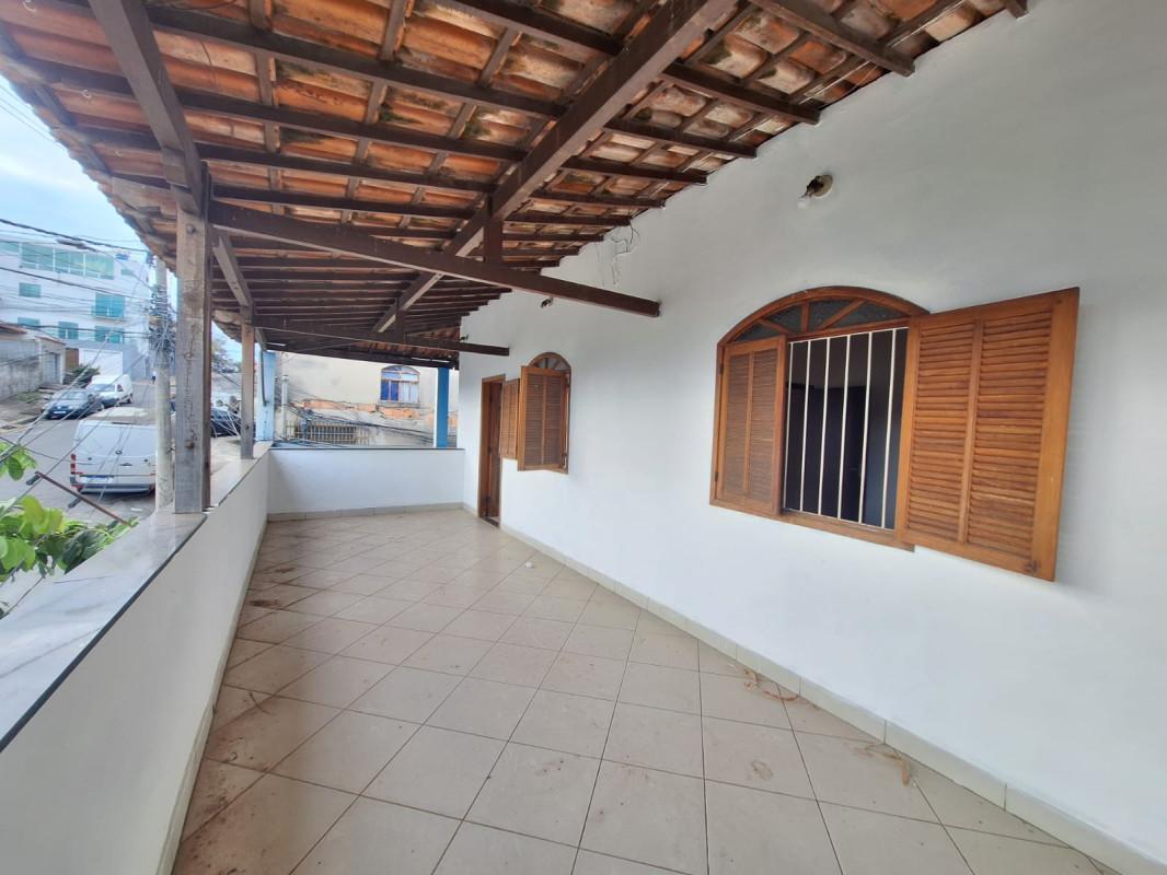 Casa, Santa Cruz, 5 Quartos, 1 Vaga, 1 Suíte